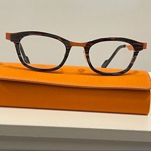 Eyeglass frames by Anne et Valentin Flora U 193